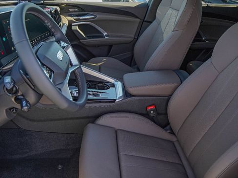 New 2025 Audi Q5 Premium Plus image 8