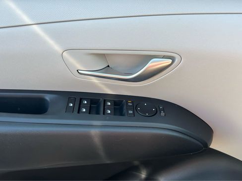 New 2026 Hyundai Tucson Blue SE AWD/4WD image 30