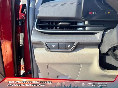 Used 2025 Kia Carnival SX image 26