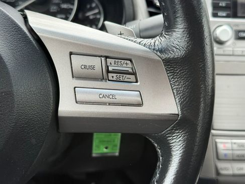 Used 2011 Subaru Legacy 2.5i Limited AWD/4WD image 24