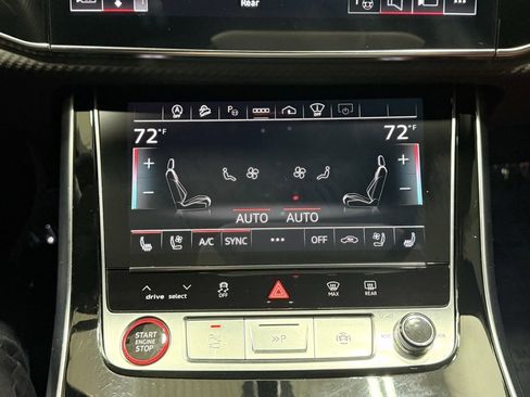 Used 2024 Audi SQ8 Prestige w/ Prestige Package image 29