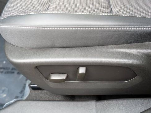 Used 2023 Buick Envision Preferred FWD image 20