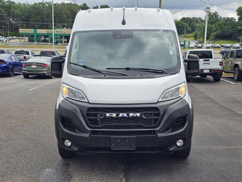 Used 2025 RAM ProMaster 2500 w/ Convenience Group FWD image 2