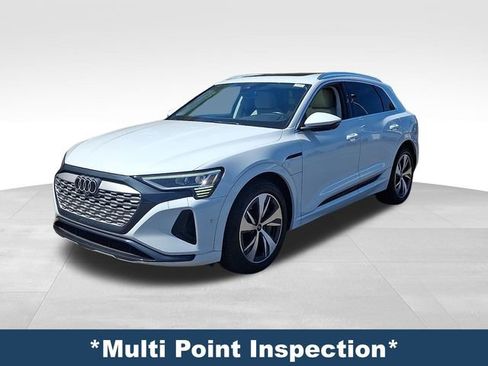 Used 2024 Audi Q8 e-tron Premium Plus w/ Premium Plus Package AWD/4WD image 4