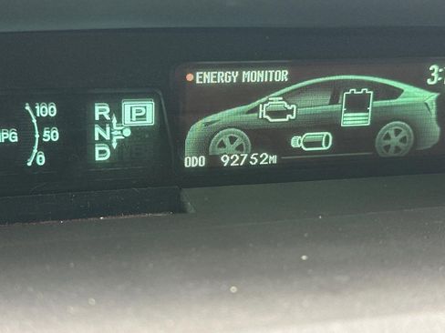 Used 2013 Toyota Prius Four FWD image 19