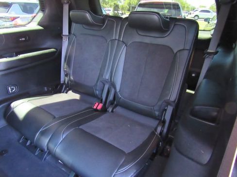 Used 2024 Jeep Grand Cherokee L Altitude image 16