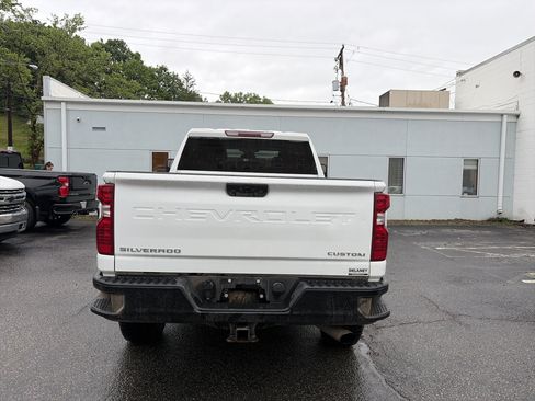 Used 2024 Chevrolet Silverado 2500 Custom w/ Custom Convenience Package AWD/4WD image 8