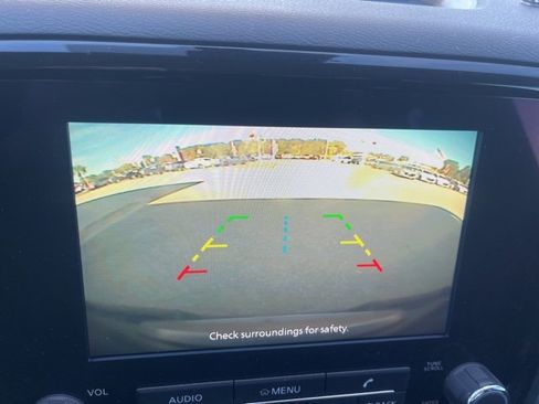 Used 2023 Nissan Frontier S w/ Technology Package image 13