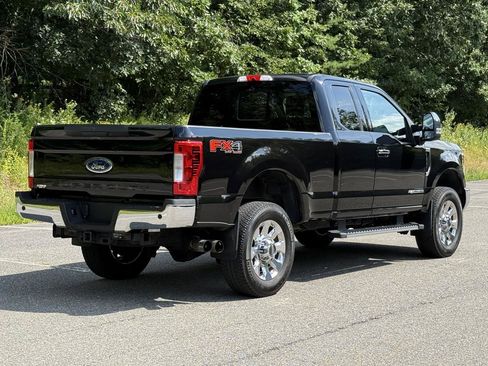 Used 2019 Ford F350 Lariat w/ Chrome Package AWD/4WD image 3