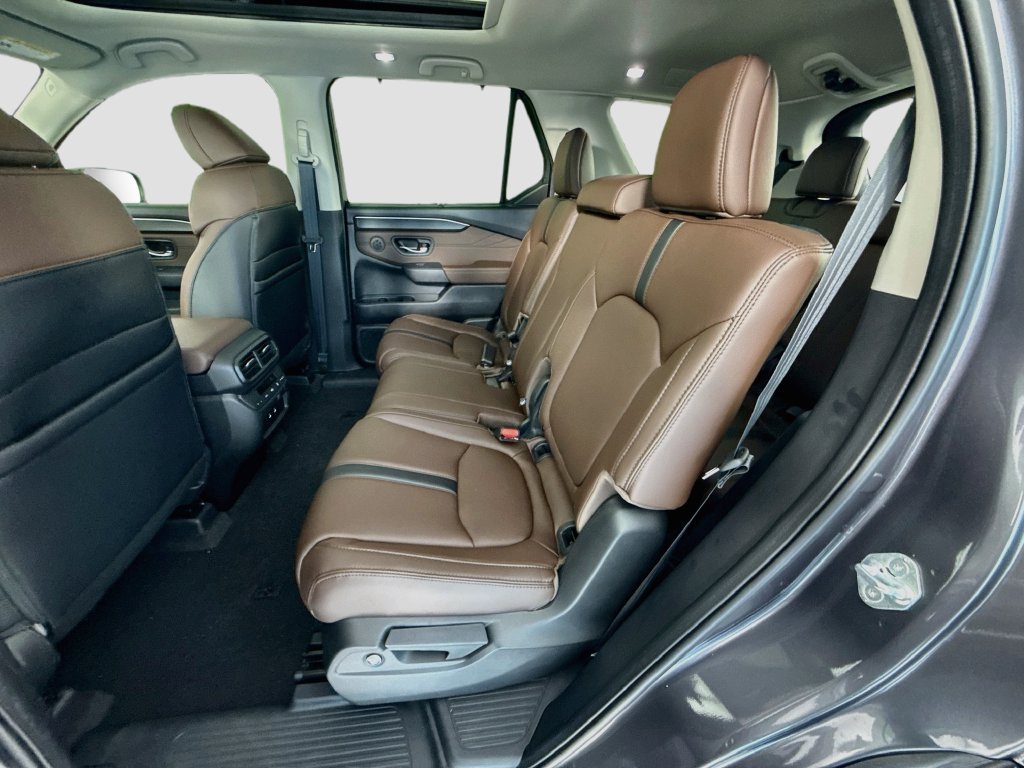 New 2026 Honda Pilot Touring image 21