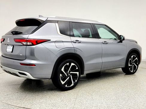 Used 2022 Mitsubishi Outlander SEL image 5