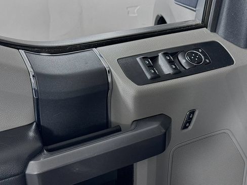 Used 2022 Ford F250 XLT AWD/4WD image 17