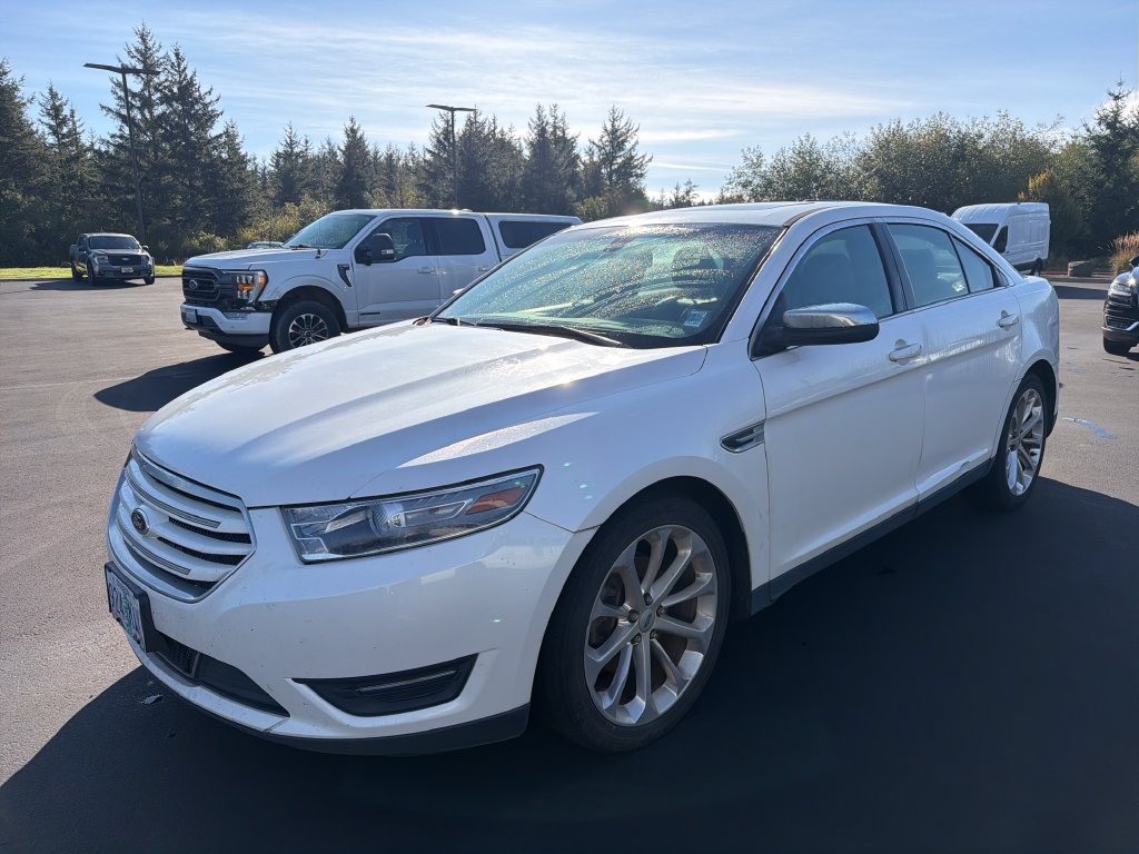 Used 2013 Ford Taurus Limited FWD image 8