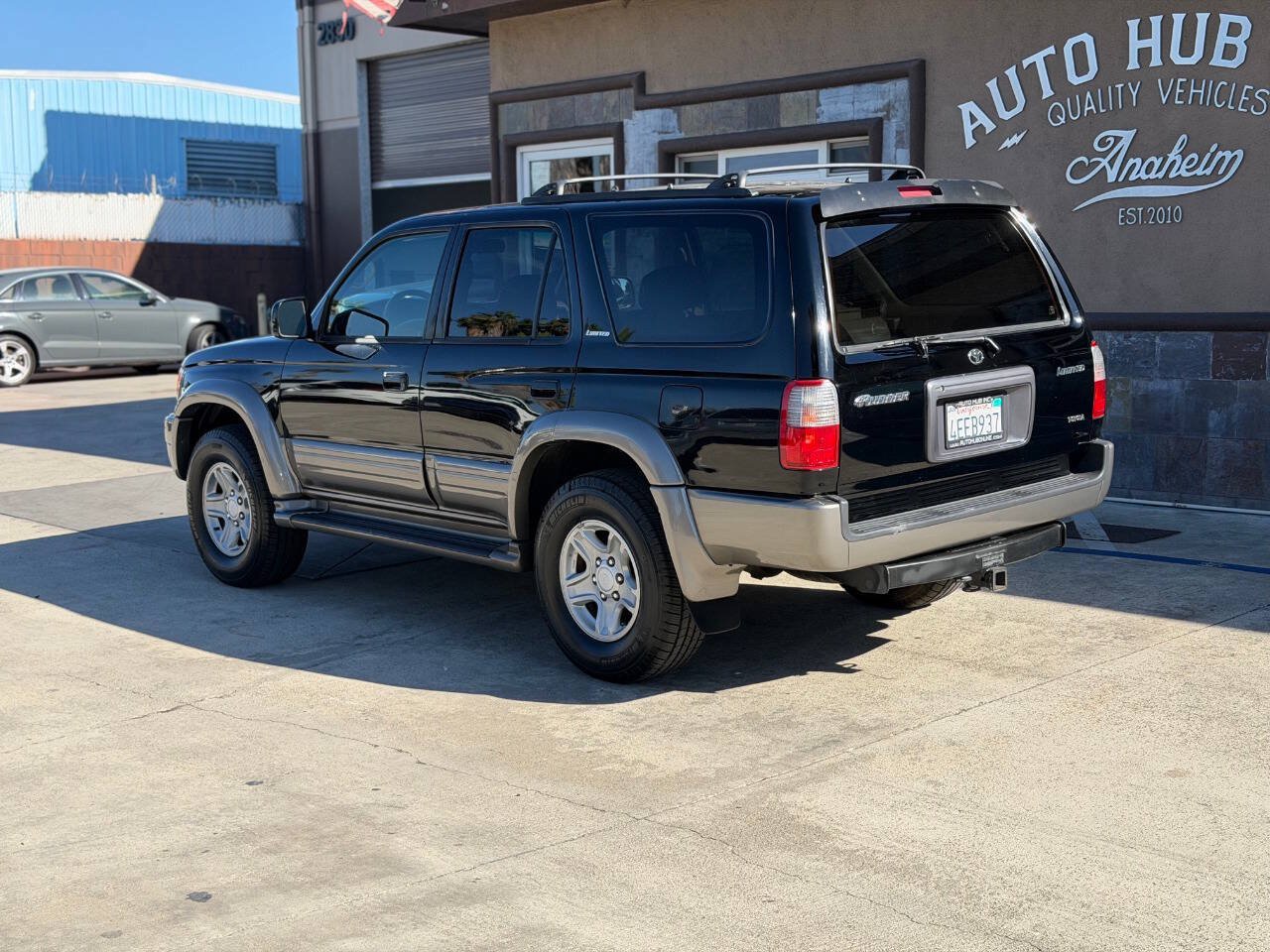 Used 1999 Toyota 4Runner Limited w/ Upgrade Value Pkg 5 RWD image 7