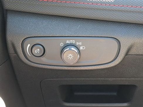 New 2026 Chevrolet TrailBlazer RS w/ Convenience Package FWD image 17