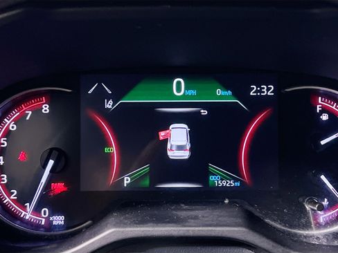 Used 2024 Toyota RAV4 LE FWD image 23