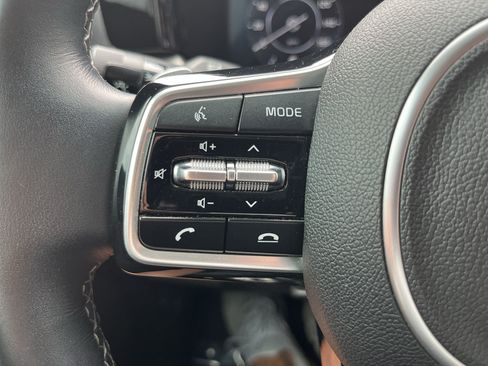 Used 2022 Kia Sorento SX FWD image 17