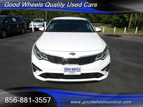 Used 2020 Kia Optima LX FWD image 2