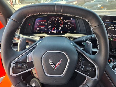 Used 2021 Chevrolet Corvette Stingray Preferred Cpe w/ Z51 Performance Package RWD image 29