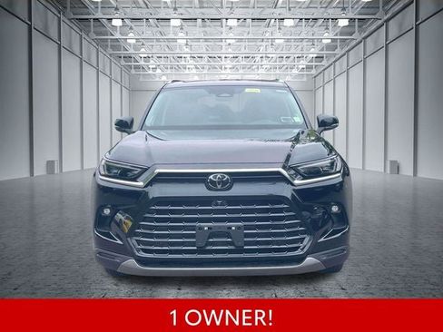 Used 2026 Toyota Grand Highlander AWD image 2