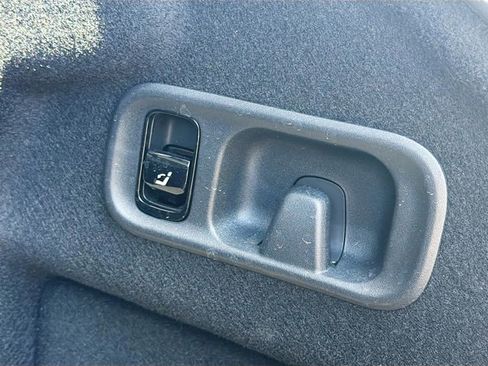 Used 2025 Mercedes-Benz C 300 4MATIC Sedan image 13