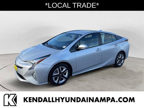 Used 2018 Toyota Prius Four Touring image 1