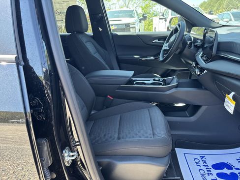 New 2026 Chevrolet Equinox LT image 26