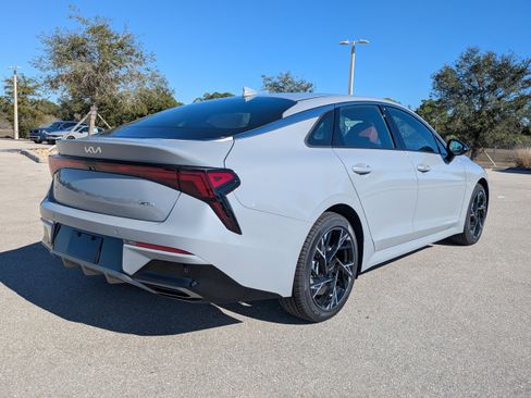 New 2026 Kia K5 GT-Line image 5