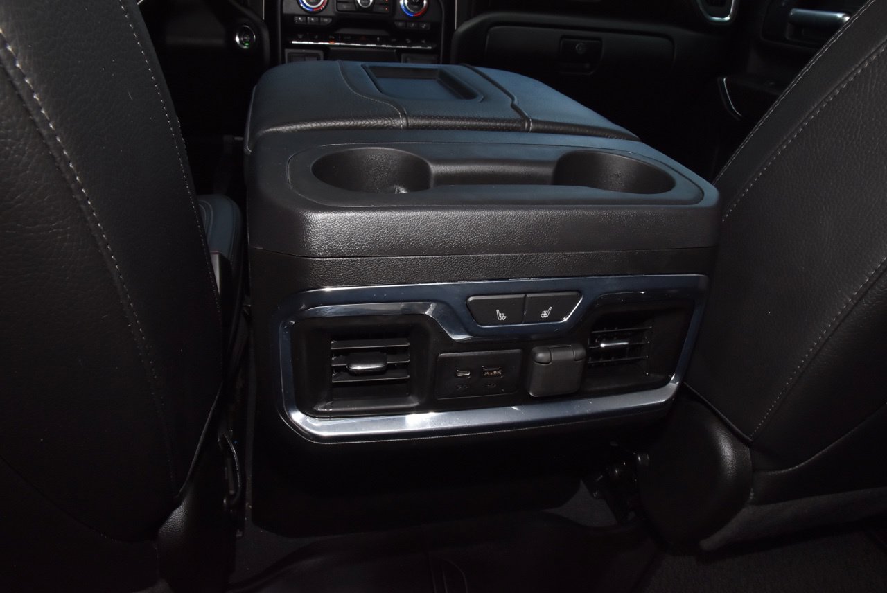 Used 2022 GMC Sierra 3500 Denali w/ Denali Ultimate Package AWD/4WD image 18