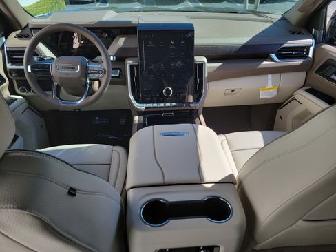 New 2026 GMC Yukon Denali RWD image 17