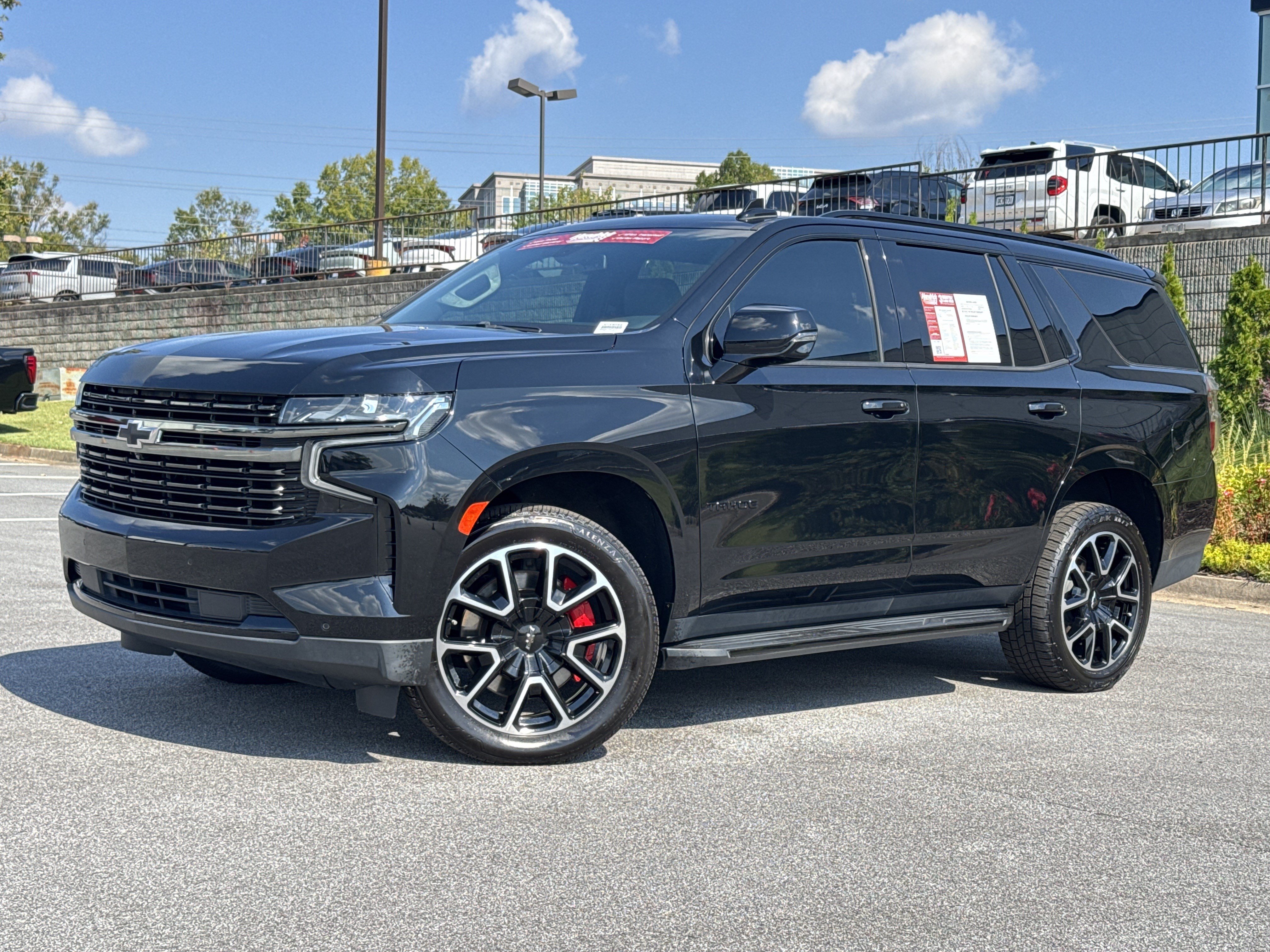 Used 2022 Chevrolet Tahoe RST w/ Luxury Package AWD/4WD image 5