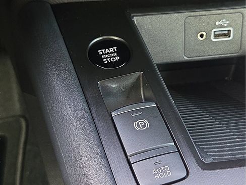 Used 2025 Nissan Kicks S FWD image 20