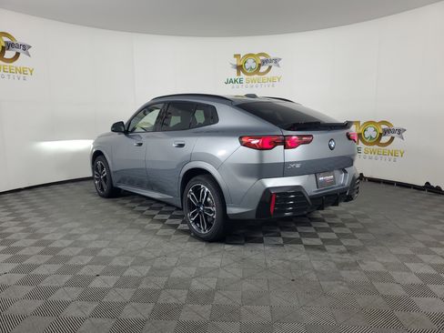 Certified 2025 BMW X2 xDrive28i w/ Technology Package AWD/4WD image 5