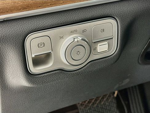 Certified 2026 Mercedes-Benz GLE 350 4MATIC image 11