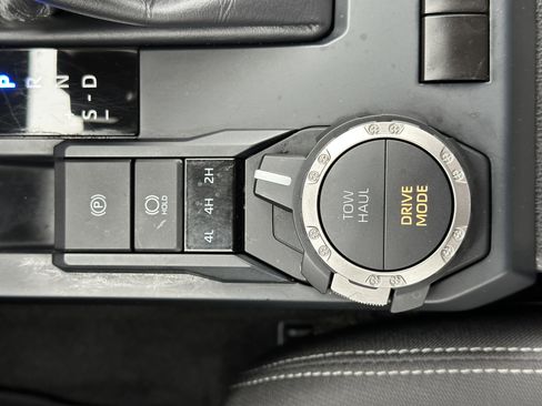 Used 2024 Toyota Tacoma TRD Sport image 37