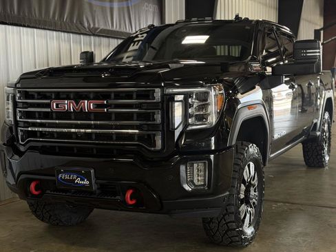 Used 2020 GMC Sierra 2500 AT4 w/ AT4 Premium Package AWD/4WD image 14