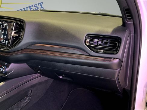 Used 2024 Dodge Durango GT AWD/4WD image 27