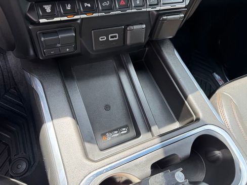 Used 2020 GMC Sierra 3500 AT4 w/ AT4 Premium Package AWD/4WD image 26