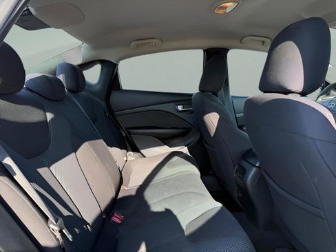 Used 2015 Dodge Dart SE w/ Convenience Group FWD image 9