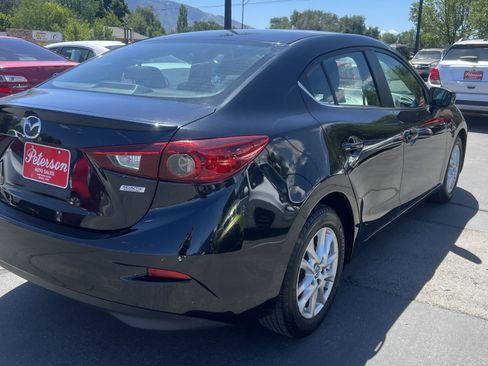 Used 2015 MAZDA MAZDA3 i Touring FWD image 6