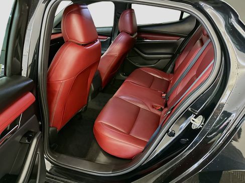 Used 2023 MAZDA MAZDA3 s image 30