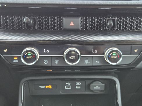 Used 2025 Honda CR-V EX-L image 15