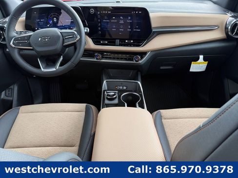 New 2026 Chevrolet Equinox ACTIV w/ Safety and Technology Package FWD image 13