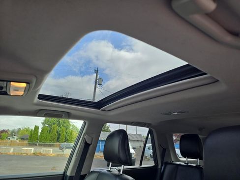 Used 2016 Toyota 4Runner Limited image 12