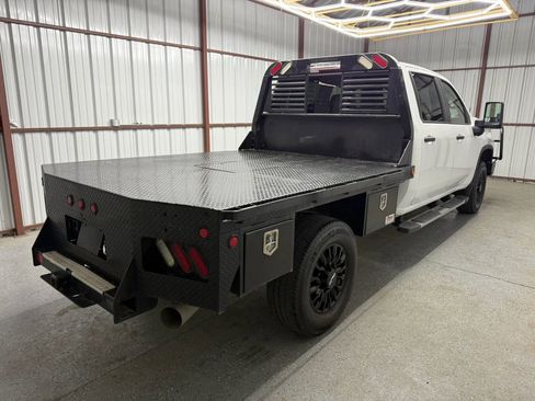 Used 2020 Chevrolet Silverado 2500 W/T w/ WT Convenience Package image 4