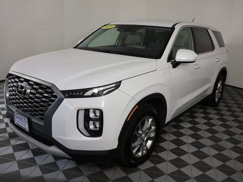 Used 2020 Hyundai Palisade SE image 4