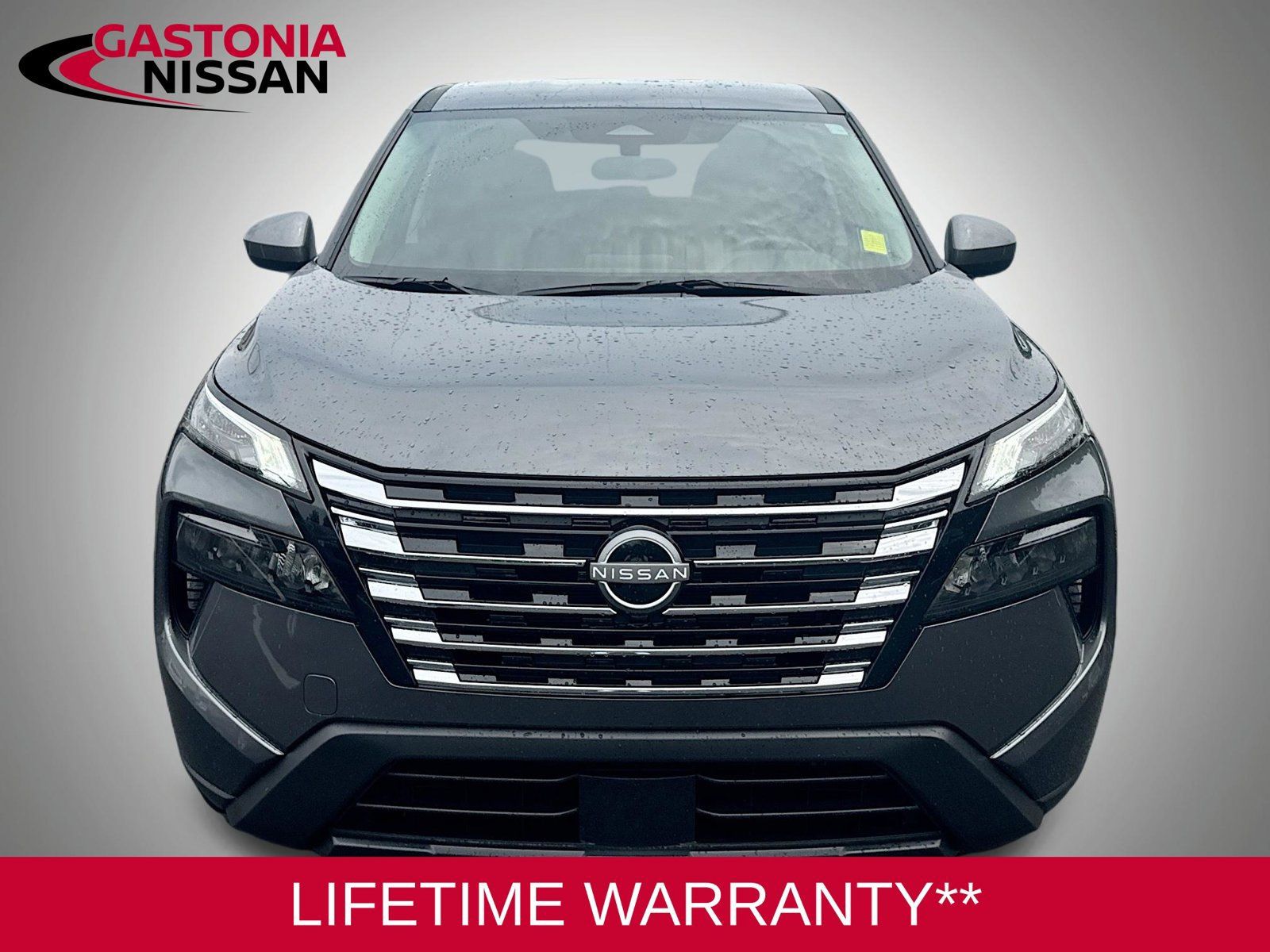 Used 2026 Nissan Rogue SV FWD image 2