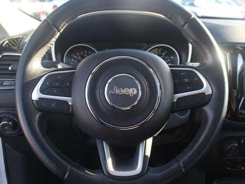 Used 2021 Jeep Compass Latitude w/ Sun and Sound Group image 16