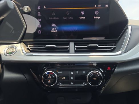 New 2026 Chevrolet Trax LT w/ Driver Confidence Package FWD image 21