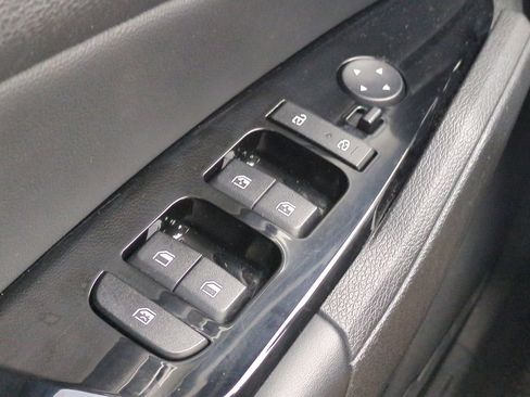 Used 2023 Kia Sportage EX image 24